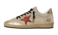 Golden Goose Ball Star in suede beige con stella in pelle rossa