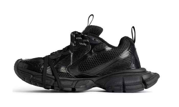 3XL Trainers in Black