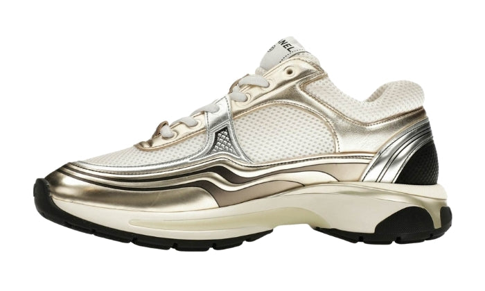 CHANEL CC Runner in laminato oro