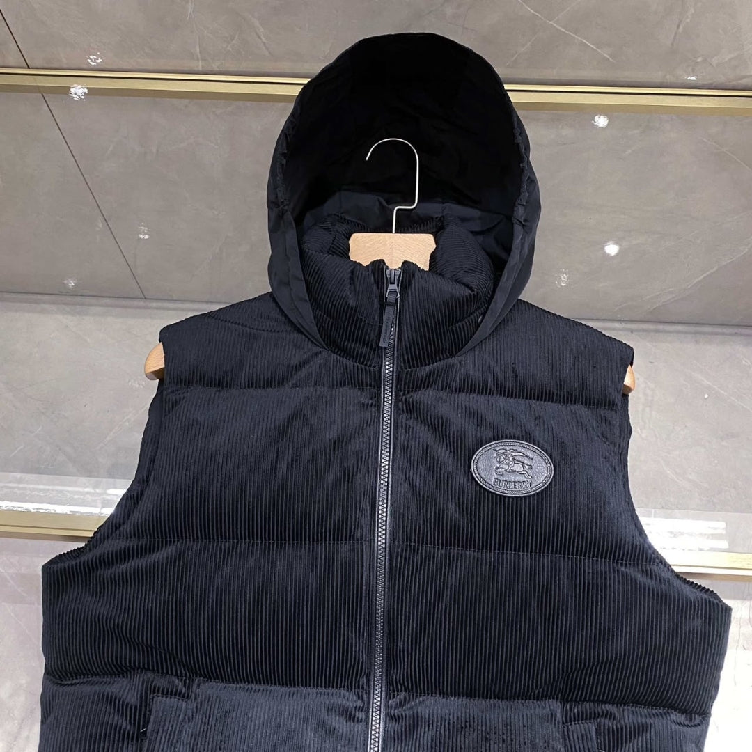 Burberry Hooded Quilted Gilet Black – product view 3